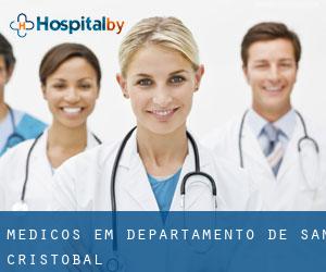 Médicos em Departamento de San Cristóbal
